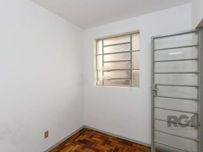 Apartamento à venda com 77m², 2 quartos, 1 vaga no bairro Petrópolis em Porto Alegre - Foto 6