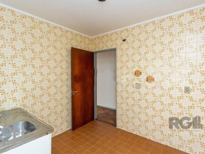 Apartamento à venda com 77m², 2 quartos, 1 vaga no bairro Petrópolis em Porto Alegre - Foto 12