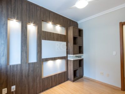 Apartamento à venda com 110m², 3 quartos, 1 suíte, 2 vagas no bairro Menino Deus em Porto Alegre - Foto 24