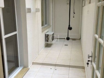 Apartamento à venda com 69m², 1 quarto no bairro Moinhos de Vento em Porto Alegre - Foto 11