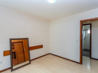 Apartamento à venda com 124m², 3 quartos, 1 suíte, 2 vagas no bairro Petrópolis em Porto Alegre - Foto 9