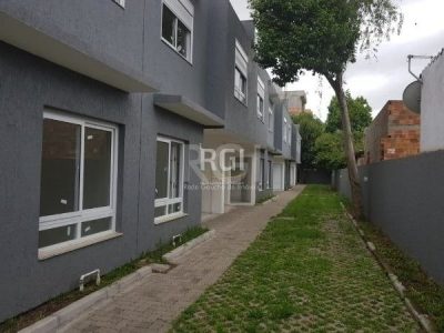 Casa Condominio à venda com 104m², 3 quartos, 1 suíte, 1 vaga no bairro Tristeza em Porto Alegre - Foto 15