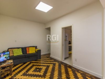 Apartamento à venda com 74m², 3 quartos no bairro Centro Histórico em Porto Alegre - Foto 3