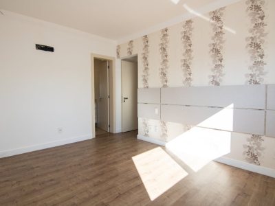 Apartamento à venda com 123m², 3 quartos, 1 suíte, 2 vagas no bairro Petrópolis em Porto Alegre - Foto 12