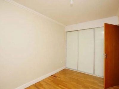 Apartamento à venda com 108m², 3 quartos, 1 suíte, 2 vagas no bairro Tristeza em Porto Alegre - Foto 14