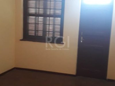 Apartamento à venda com 66m², 2 quartos no bairro Navegantes em Porto Alegre - Foto 2