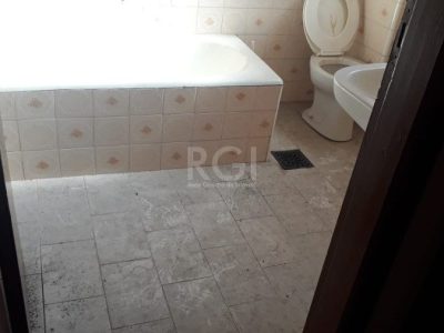 Apartamento à venda com 66m², 2 quartos no bairro Navegantes em Porto Alegre - Foto 4