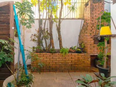 Casa à venda com 130m², 3 quartos, 2 vagas no bairro Cidade Baixa em Porto Alegre - Foto 13