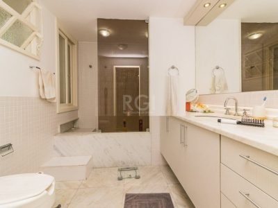 Apartamento à venda com 205m², 3 quartos, 1 suíte no bairro Rio Branco em Porto Alegre - Foto 17