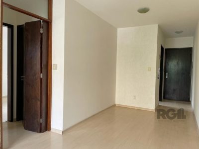 Apartamento à venda com 51m², 2 quartos, 1 vaga no bairro Santana em Porto Alegre - Foto 2