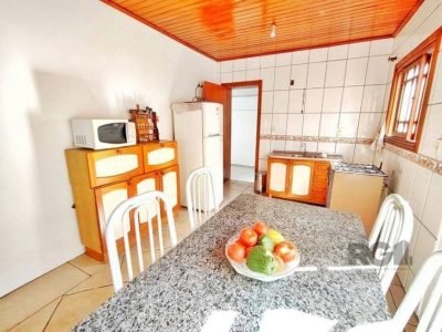 Casa à venda com 99m², 3 quartos, 1 suíte, 3 vagas no bairro São Sebastião em Porto Alegre - Foto 10