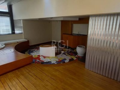 Cobertura à venda com 94m², 1 quarto, 1 suíte, 2 vagas no bairro São João em Porto Alegre - Foto 32