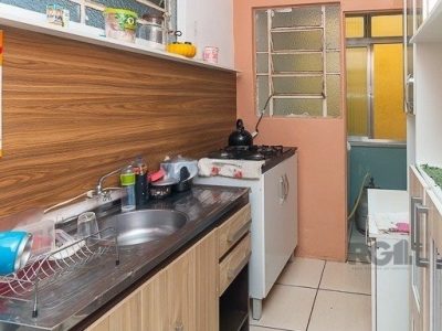 Apartamento à venda com 60m², 2 quartos, 1 vaga no bairro Azenha em Porto Alegre - Foto 3