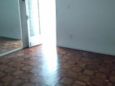 Casa à venda com 485m², 5 quartos, 1 suíte, 1 vaga no bairro Petrópolis em Porto Alegre - Foto 6