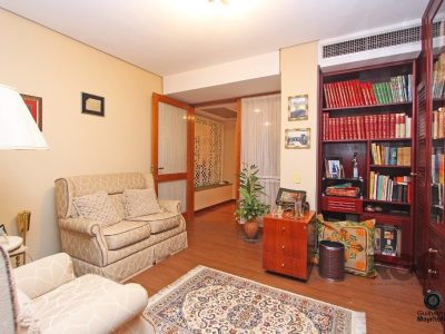 Apartamento à venda com 315m², 3 quartos, 1 suíte, 2 vagas no bairro Petrópolis em Porto Alegre - Foto 9