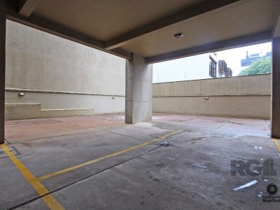 Apartamento à venda com 315m², 3 quartos, 1 suíte, 2 vagas no bairro Petrópolis em Porto Alegre - Foto 41