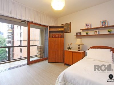 Apartamento à venda com 315m², 3 quartos, 1 suíte, 2 vagas no bairro Petrópolis em Porto Alegre - Foto 29