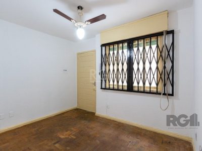 Apartamento à venda com 63m², 3 quartos no bairro Menino Deus em Porto Alegre - Foto 3