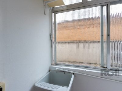 Apartamento à venda com 63m², 3 quartos no bairro Menino Deus em Porto Alegre - Foto 16