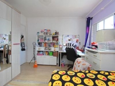 Casa à venda com 429m², 3 quartos, 1 suíte, 3 vagas no bairro Ipanema em Porto Alegre - Foto 21