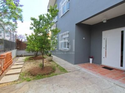 Casa à venda com 429m², 3 quartos, 1 suíte, 3 vagas no bairro Ipanema em Porto Alegre - Foto 42