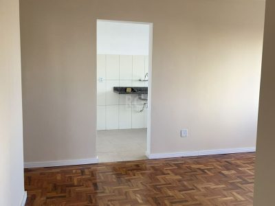 Apartamento à venda com 57m², 2 quartos no bairro Passo d'Areia em Porto Alegre - Foto 4