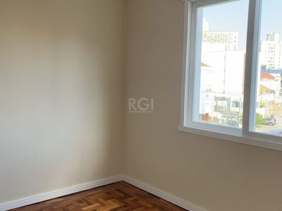 Apartamento à venda com 57m², 2 quartos no bairro Passo d'Areia em Porto Alegre - Foto 7