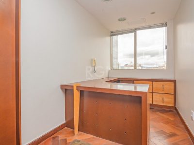 Conjunto/Sala à venda com 34m² no bairro Cidade Baixa em Porto Alegre - Foto 19