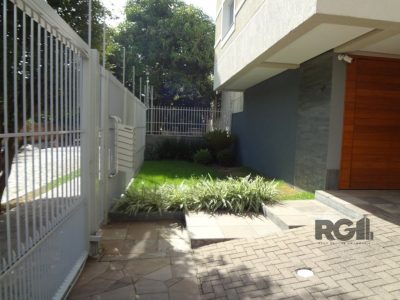 Casa Condominio à venda com 158m², 3 quartos, 1 suíte, 2 vagas no bairro Vila Ipiranga em Porto Alegre - Foto 3