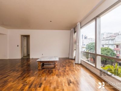 Apartamento à venda com 126m², 3 quartos, 1 suíte, 1 vaga no bairro Bom Fim em Porto Alegre - Foto 3