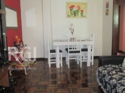 Apartamento à venda com 76m², 2 quartos no bairro São João em Porto Alegre - Foto 2