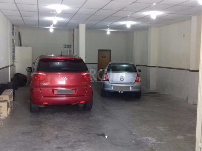 Predio à venda com 340m², 2 quartos, 1 suíte no bairro Partenon em Porto Alegre - Foto 15