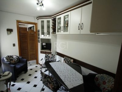 Apartamento à venda com 121m², 3 quartos, 1 suíte, 2 vagas no bairro Petrópolis em Porto Alegre - Foto 22