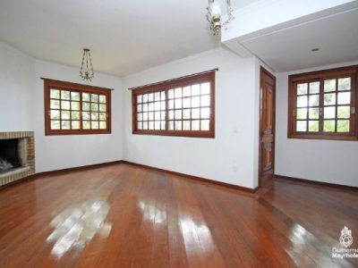 Casa à venda com 264m², 3 quartos, 1 suíte, 4 vagas no bairro Ipanema em Porto Alegre - Foto 3