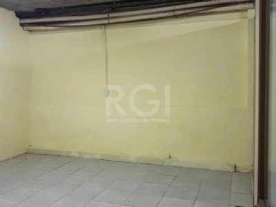 Depósito/Pavilhão à venda com 740m² no bairro Glória em Porto Alegre - Foto 8