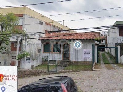 Casa à venda com 300m², 3 quartos, 3 vagas no bairro Petrópolis em Porto Alegre - Foto 3