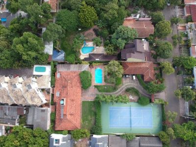 Casa à venda com 418m², 5 quartos, 1 suíte, 6 vagas no bairro Tristeza em Porto Alegre - Foto 28