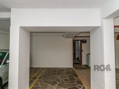 Cobertura à venda com 210m², 3 quartos, 1 suíte, 3 vagas no bairro Jardim Itu em Porto Alegre - Foto 17