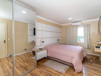 Cobertura à venda com 210m², 3 quartos, 1 suíte, 3 vagas no bairro Jardim Itu em Porto Alegre - Foto 23