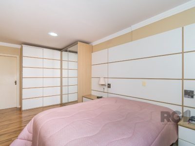 Cobertura à venda com 210m², 3 quartos, 1 suíte, 3 vagas no bairro Jardim Itu em Porto Alegre - Foto 26