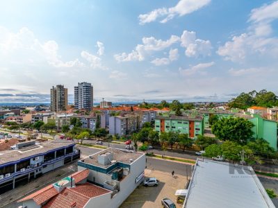 Cobertura à venda com 210m², 3 quartos, 1 suíte, 3 vagas no bairro Jardim Itu em Porto Alegre - Foto 4