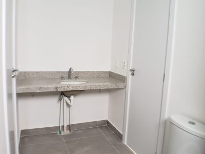 Apartamento à venda com 101m², 3 quartos, 3 suítes, 2 vagas no bairro Menino Deus em Porto Alegre - Foto 10