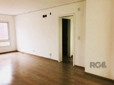 Apartamento à venda com 74m², 2 quartos, 1 suíte, 1 vaga no bairro Vila Ipiranga em Porto Alegre - Foto 10