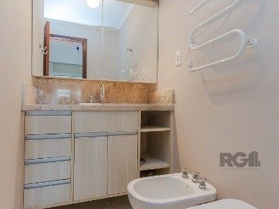 Apartamento à venda com 118m², 3 quartos, 1 suíte, 1 vaga no bairro Rio Branco em Porto Alegre - Foto 22