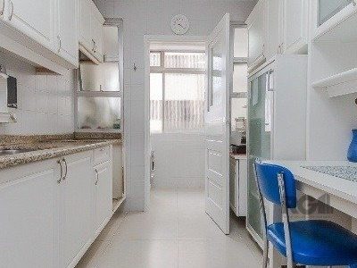 Apartamento à venda com 118m², 3 quartos, 1 suíte, 1 vaga no bairro Rio Branco em Porto Alegre - Foto 14