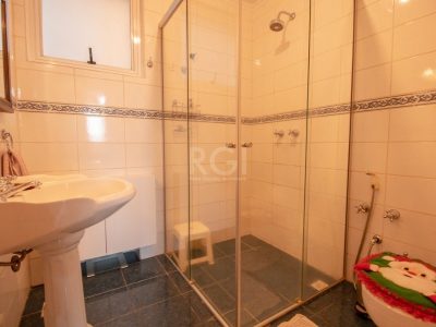 Apartamento à venda com 190m², 3 quartos, 1 suíte, 1 vaga no bairro Rio Branco em Porto Alegre - Foto 18