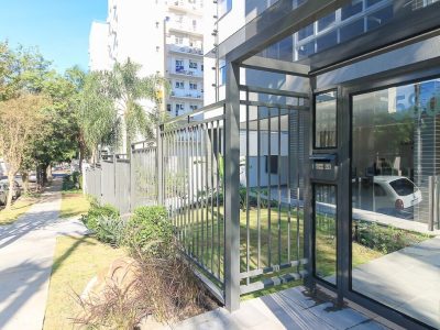 Apartamento à venda com 71m², 2 quartos, 1 suíte, 2 vagas no bairro Petrópolis em Porto Alegre - Foto 7