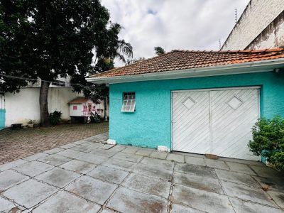 Casa à venda com 278m², 4 quartos, 10 vagas no bairro Floresta em Porto Alegre - Foto 24