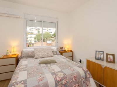 Apartamento à venda com 65m², 3 quartos, 1 suíte, 1 vaga no bairro Petrópolis em Porto Alegre - Foto 19