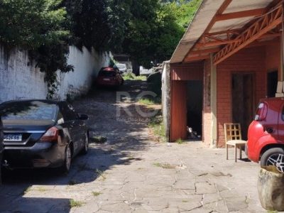 Loja à venda com 1.331m² no bairro Glória em Porto Alegre - Foto 5